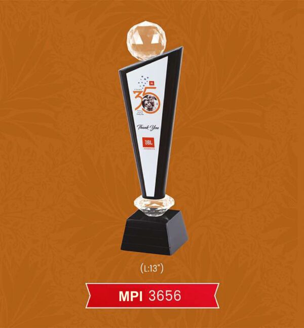 Glass Trophy Code : MPI 3656